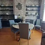 Le 2 F * 얼트